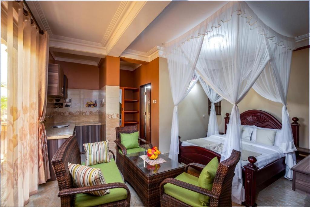 Keba Xpress Hotel - Entebbe Exteriér fotografie